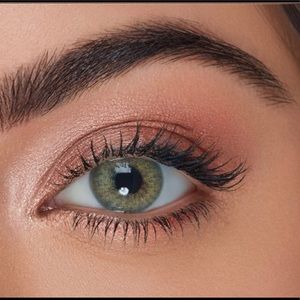 New Jade (green) for mesmerizing eyes